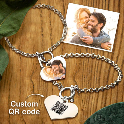 Personalized bracelet featuring a QR code and heart pendant for unique gifts.