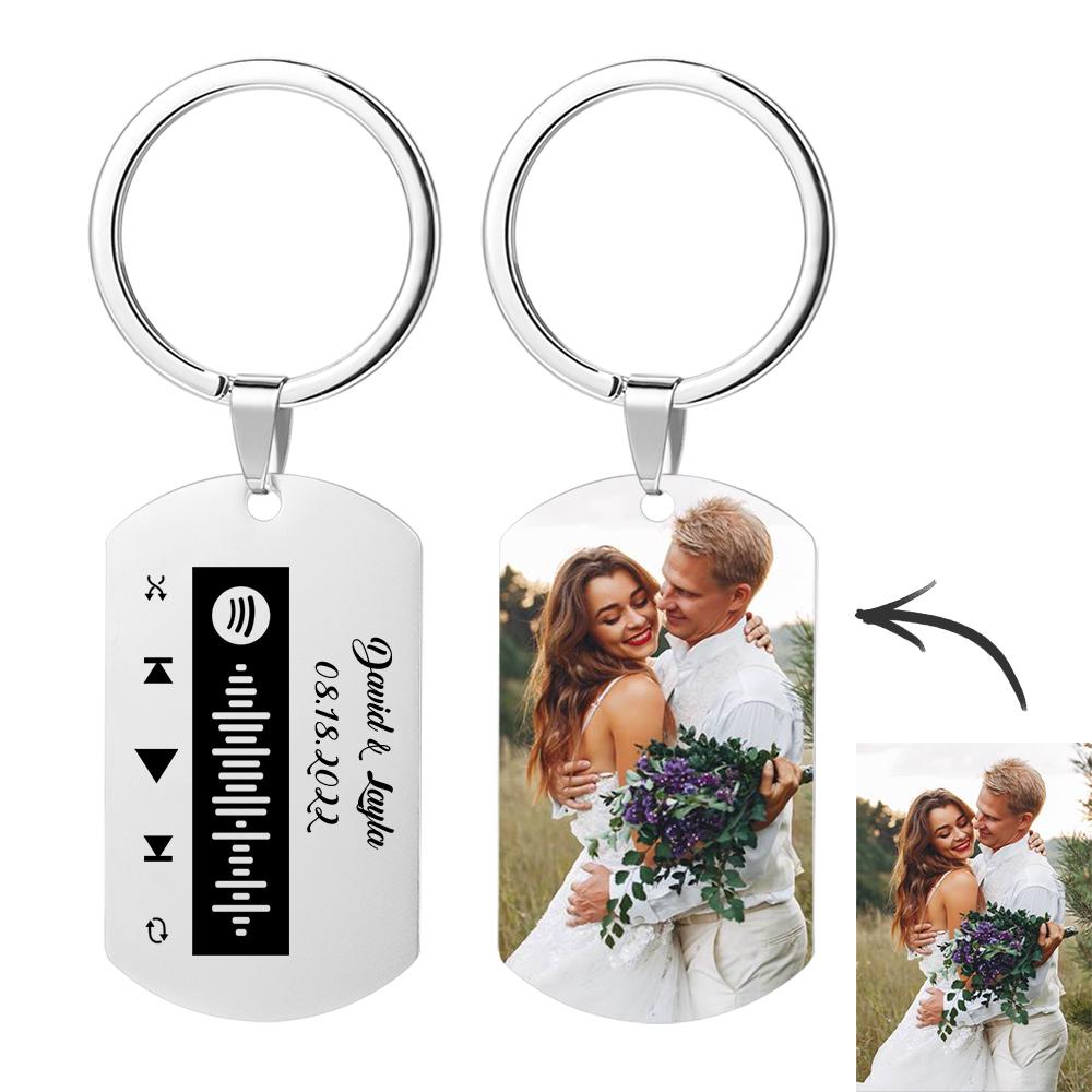 Custom Spotify keychain with picture and scannable music song code, personalized gift for couples and lovers.